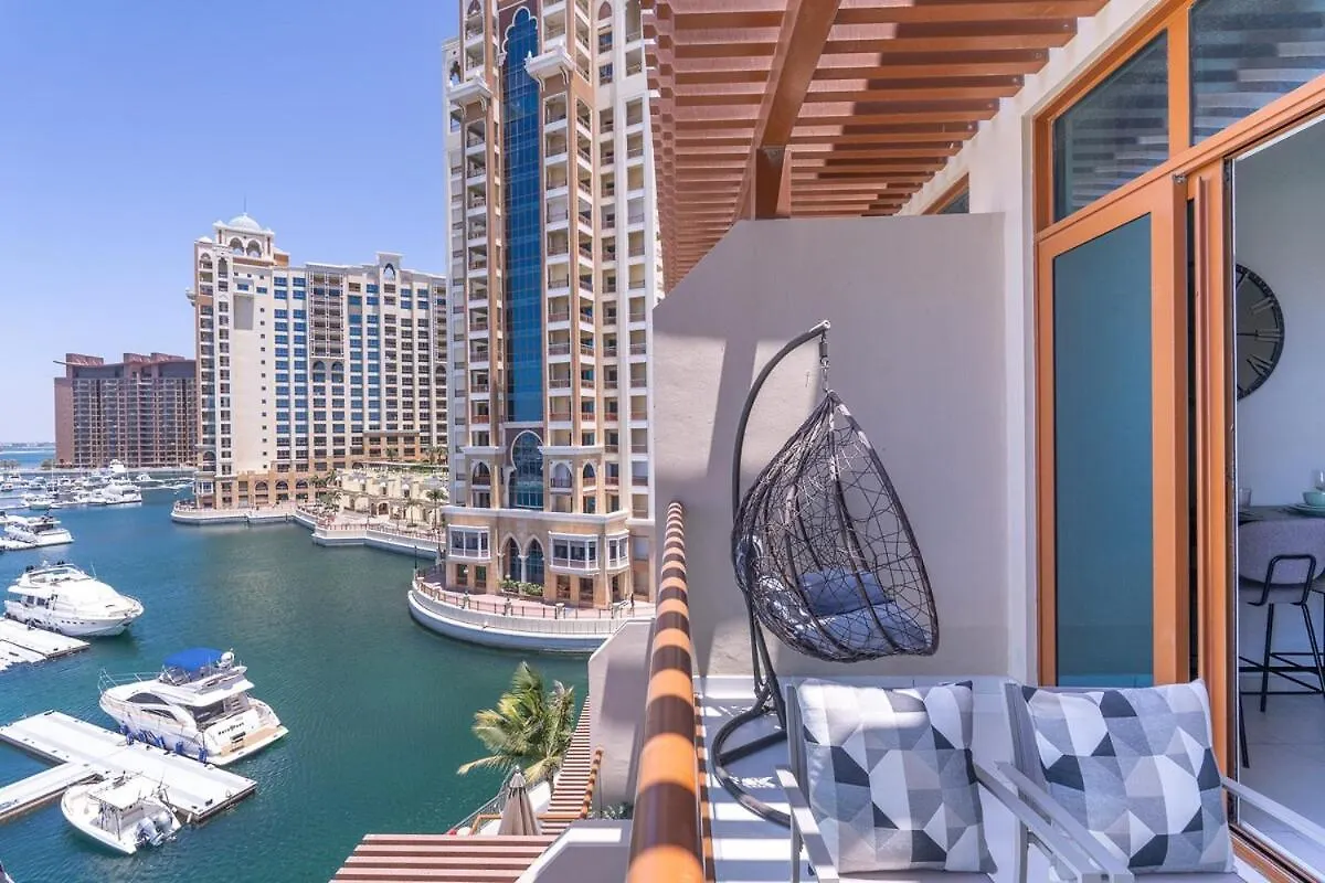 Sleek Studio Apartment At Palm Jumeirah With Ocean Vibes Dubai