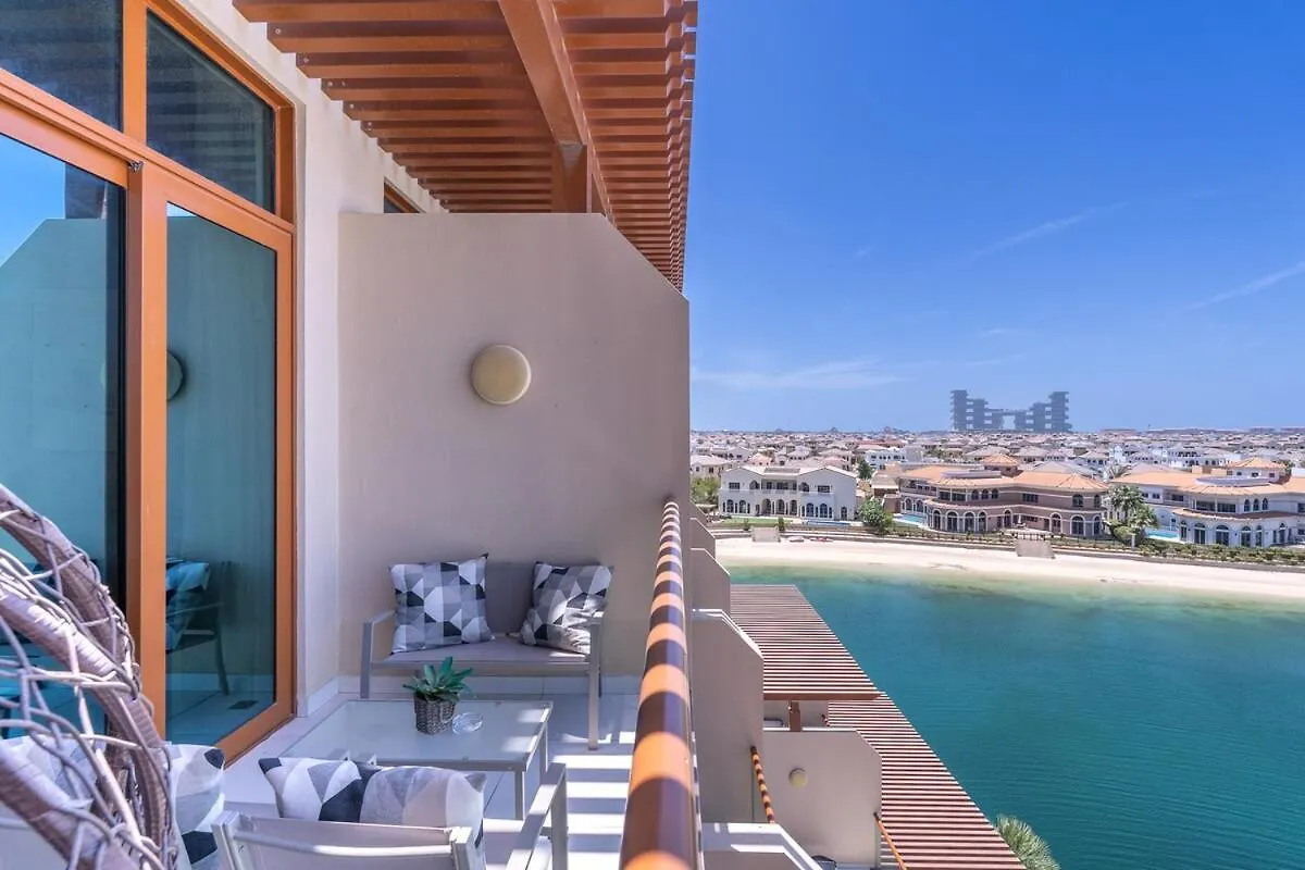 Sleek Studio Apartment At Palm Jumeirah With Ocean Vibes Dubai 0*,