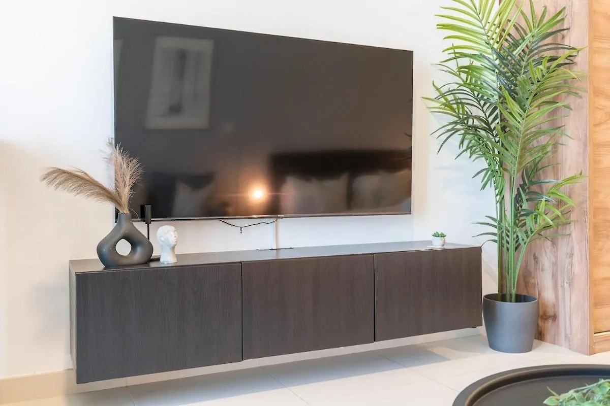 Sleek Studio Apartment At Palm Jumeirah With Ocean Vibes Dubai 0*,  United Arab Emirates